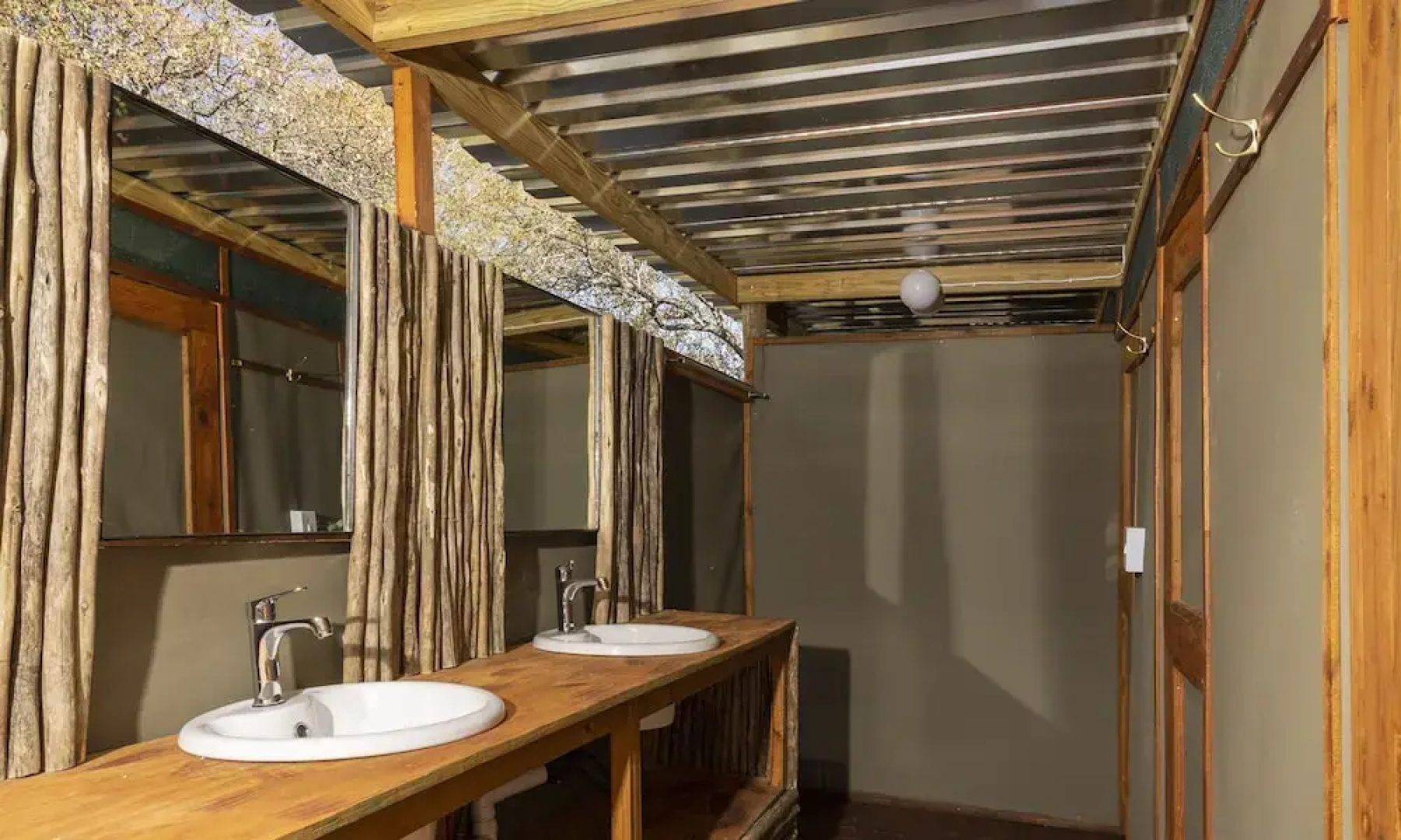 Boteti Tented Safari Lodge