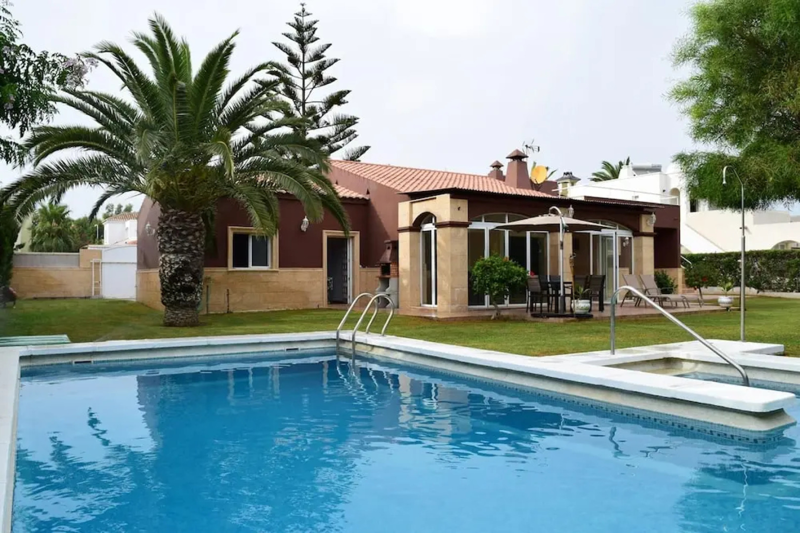 Villa With 3 Bedrooms in Roquetas de Mar, With Private Pool and Furnished Terrace