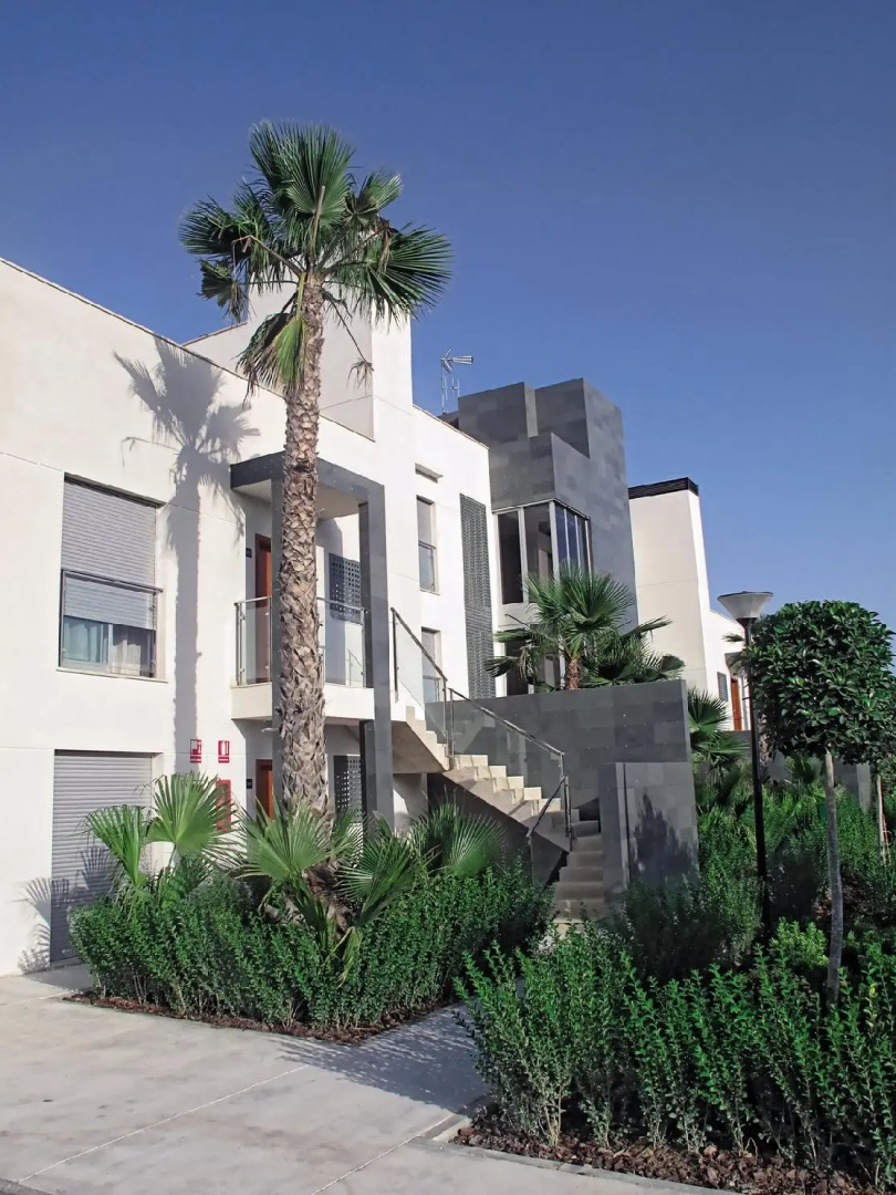 Курорт El Plantio Golf Resort
