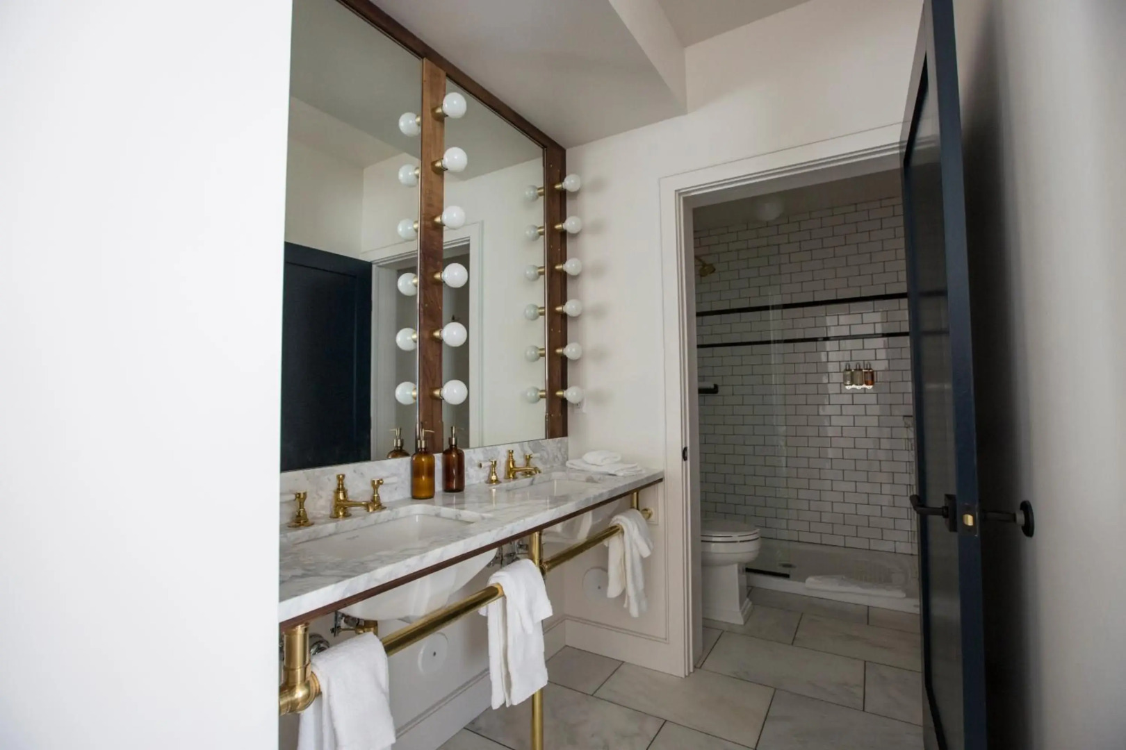 Surf Hotel & Chateau