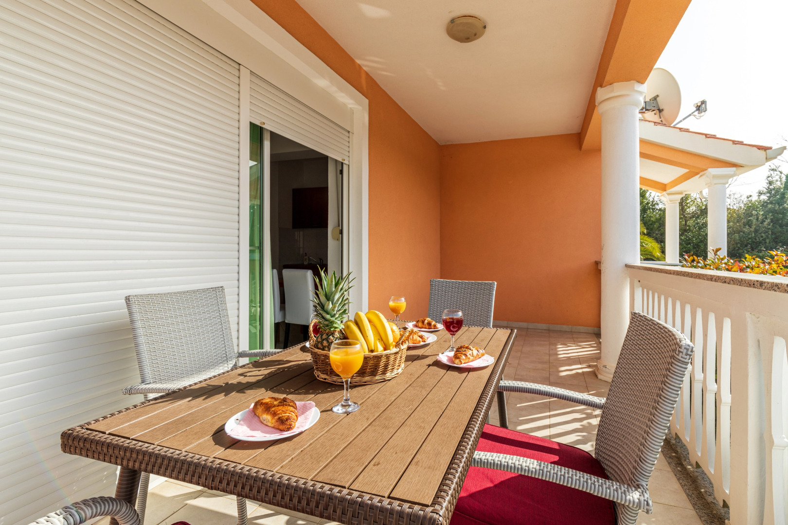 Pool Apartment Suzi 8