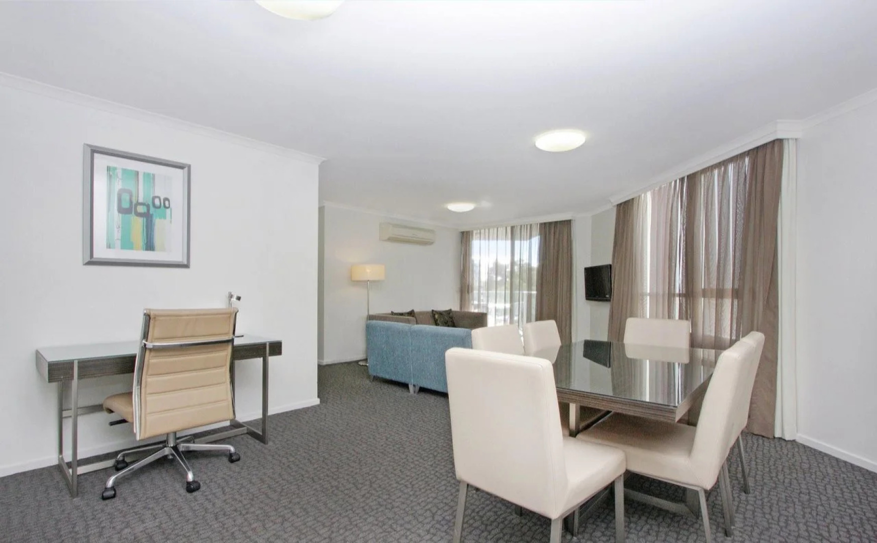 Pacific Suites Canberra