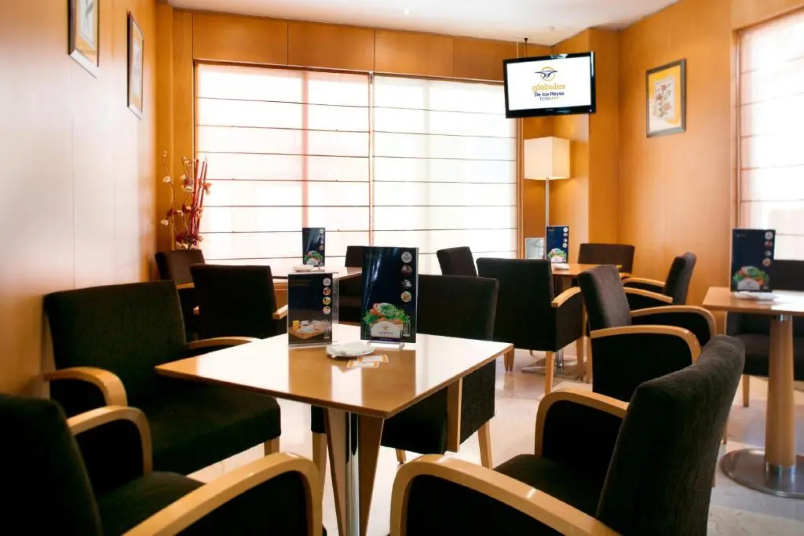 Отель Sercotel de los Reyes