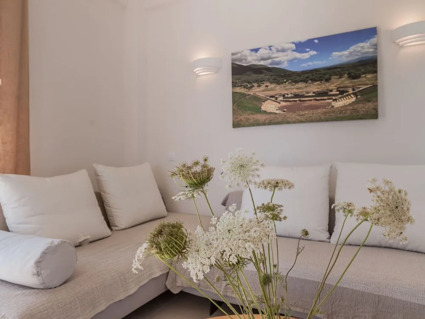 Villa Direct on the Long Sandy Beach, Swimming Pool, Tennis Court, Bicycles etc