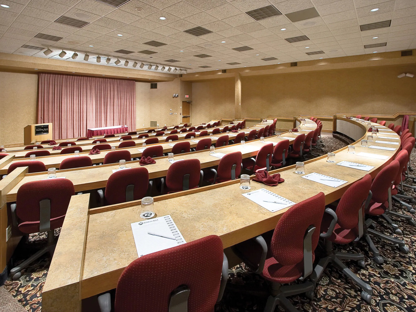 Best Western Plus Ramkota Hotel