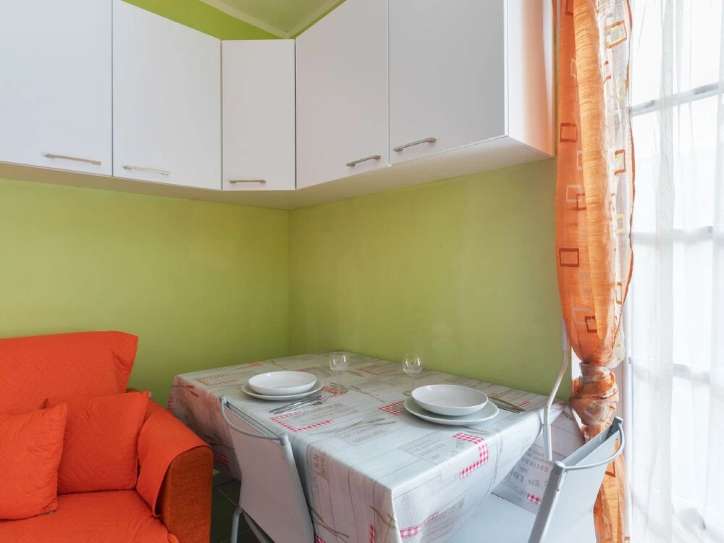 Graceful Holiday Home in Magliolo With Swimming Pool