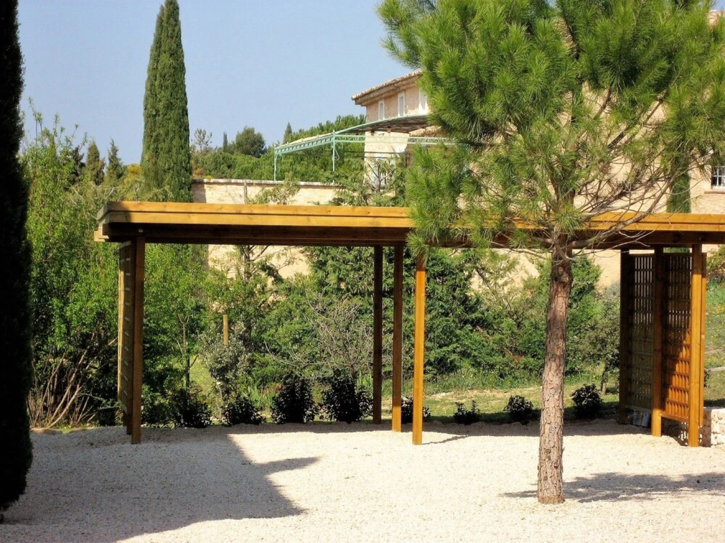 Villa With 5 Bedrooms in Saint Saturnin les Apt, With Wonderful Mounta