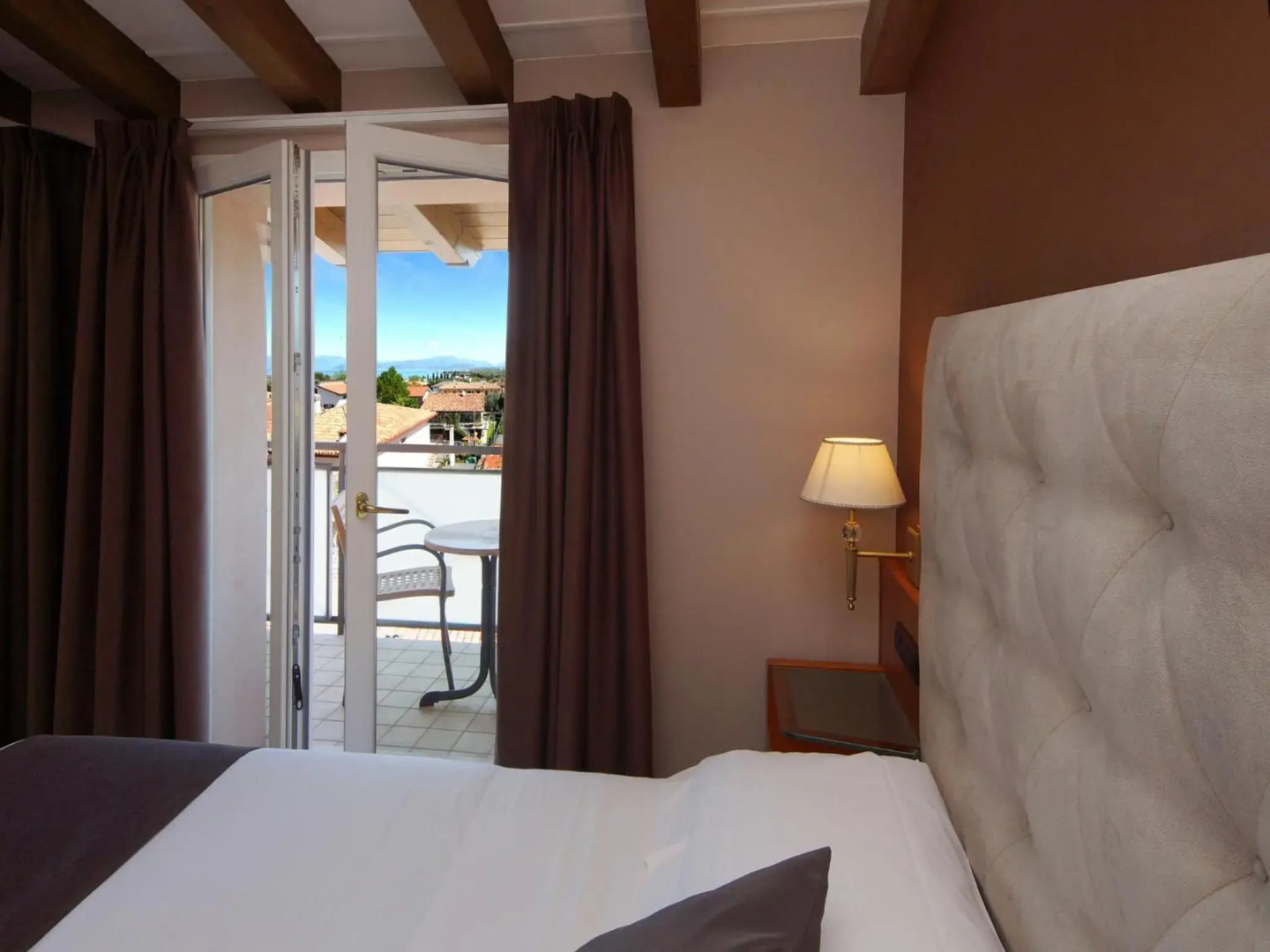 Hotel Clarin 14 by Dori