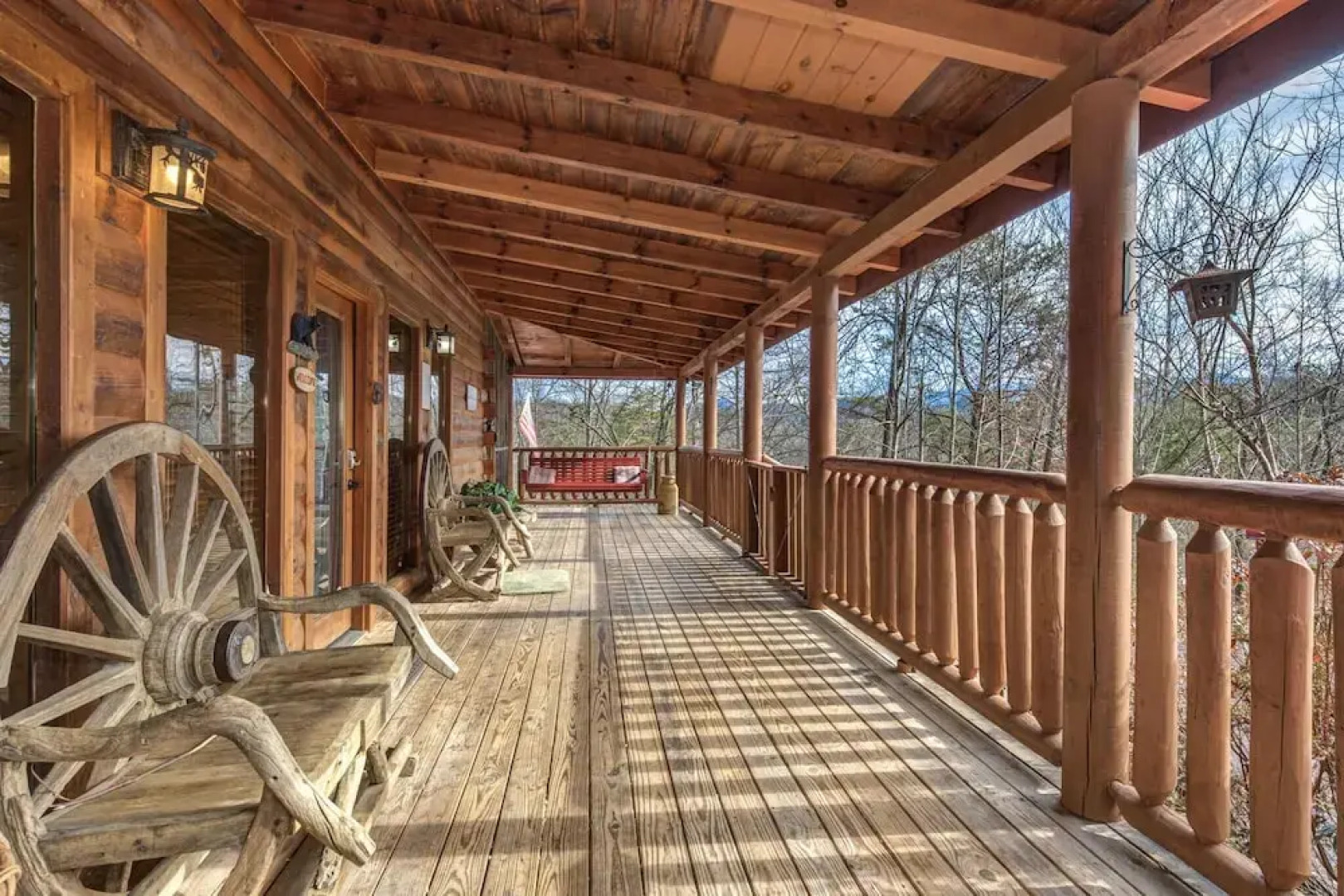 Woodland Wonder w/ Hot Tub and Pool Table!