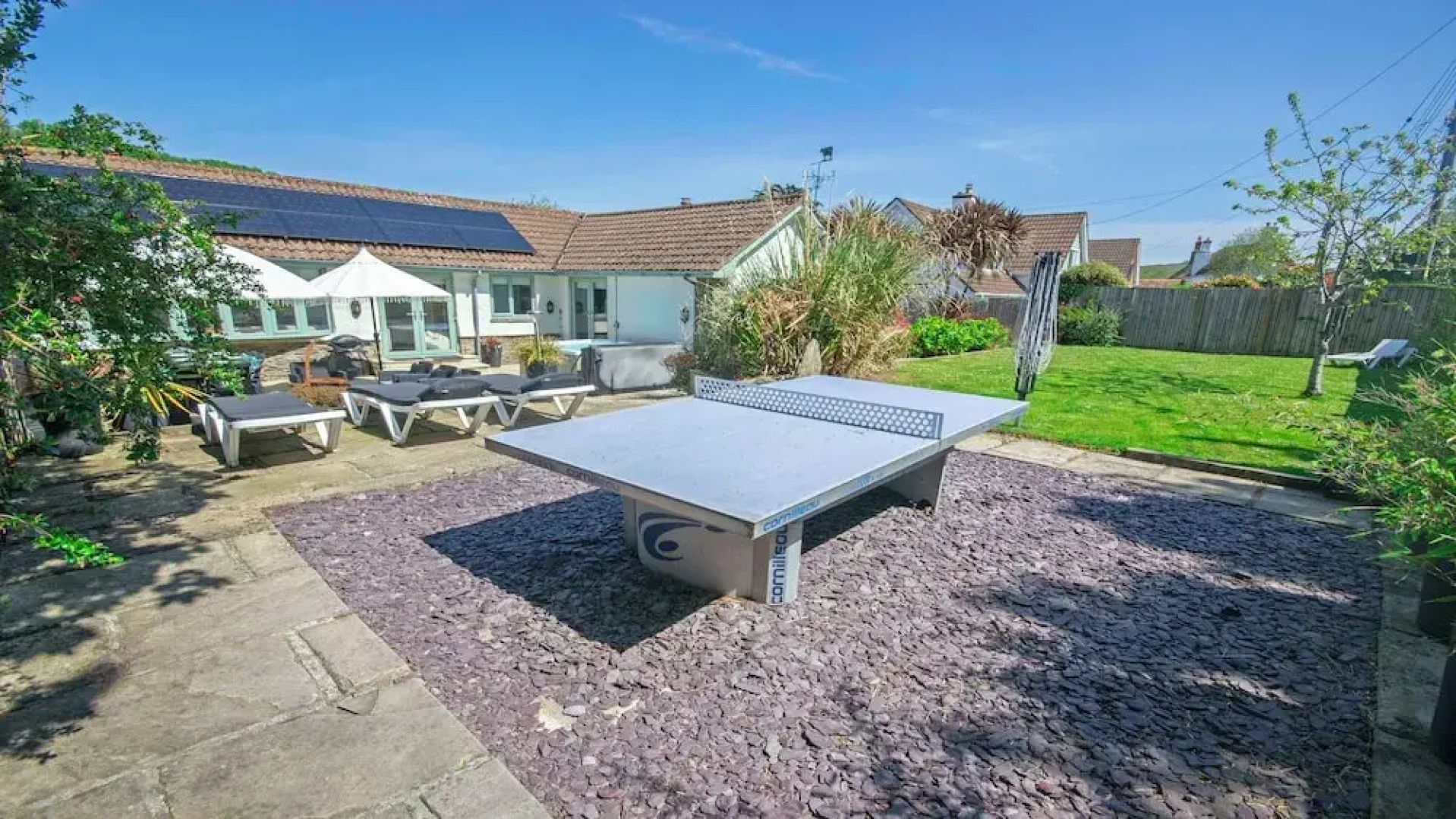 Shippenrill Croyde 6 Bedrooms, Sleeps 14, Hot Tub