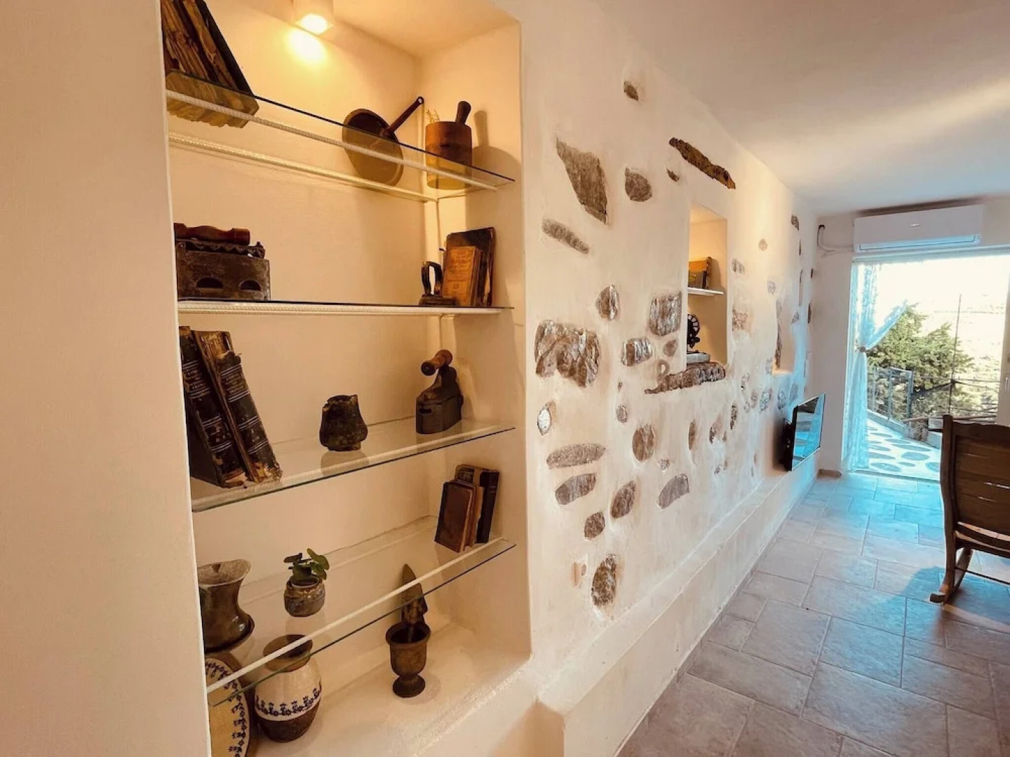 Travellers And Hikers Delight 2, Next To Sougia