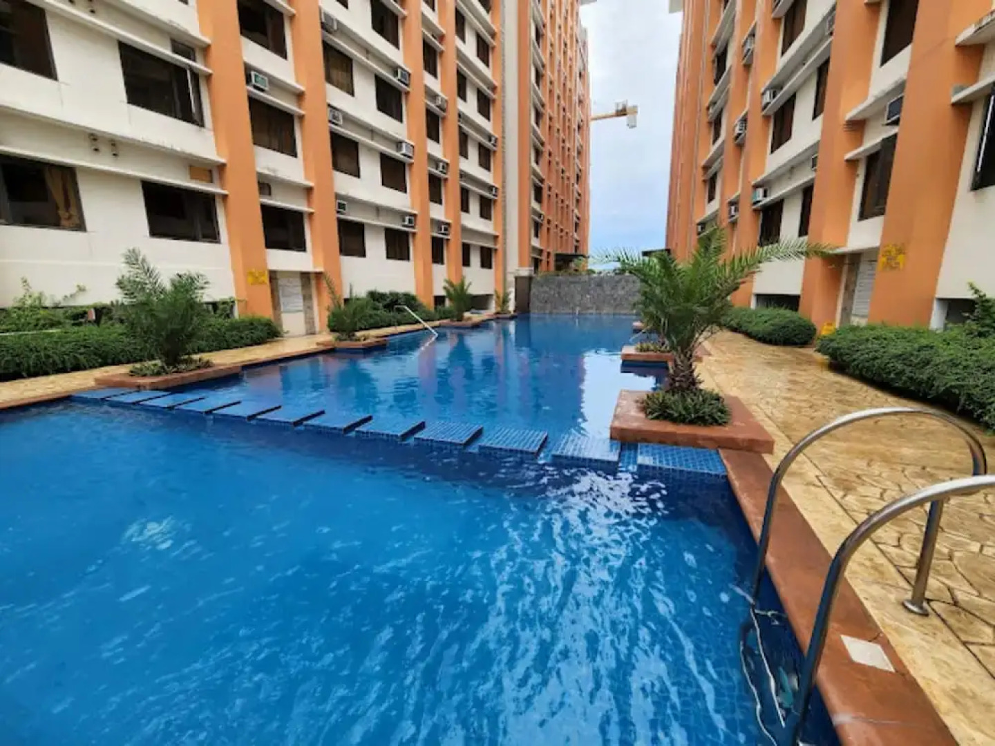 Paseo Verde Condominium