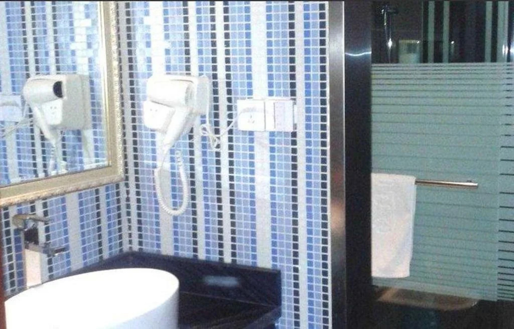 Ningbo Yilange Hotel