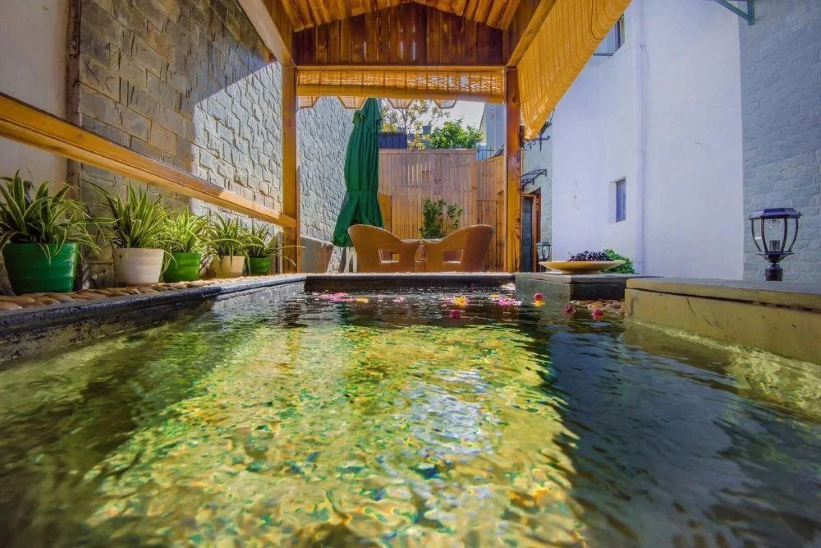 Loving Clouds Family Inn