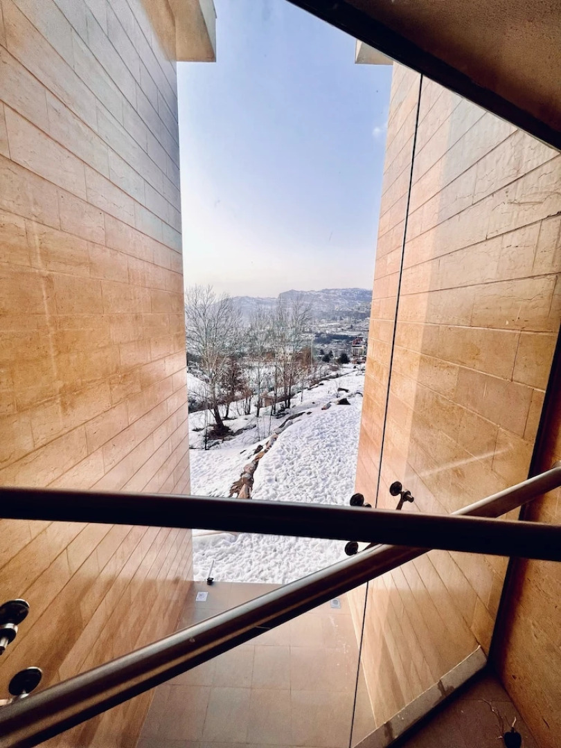 Austria Luxury Apartments, Faraya