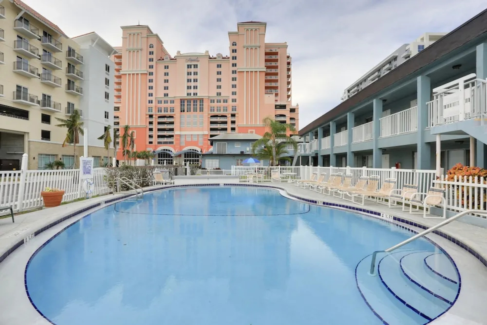 Sunrise Resort Motel South