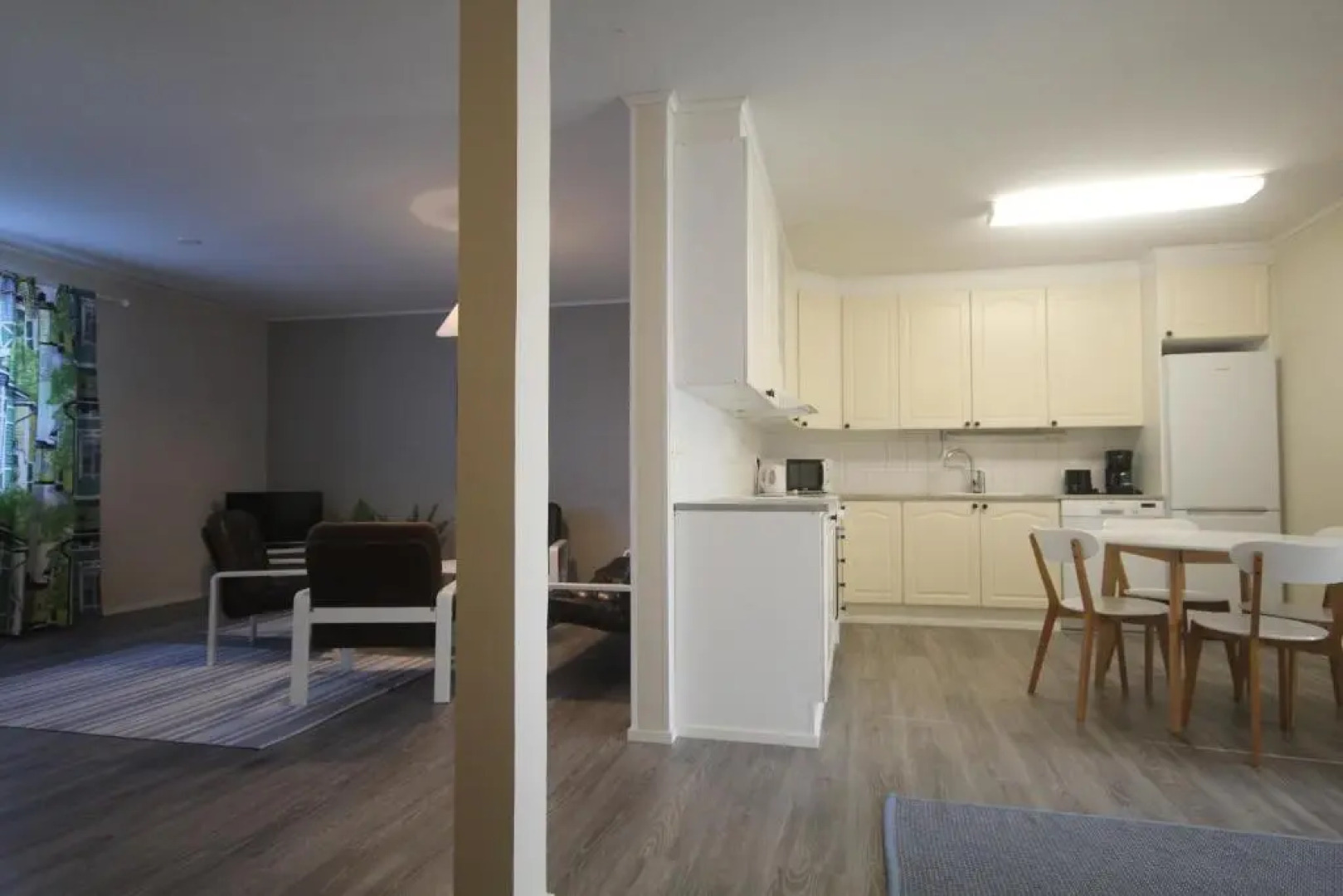 Jääskän Loma, Ratatie 3 Asunto 1