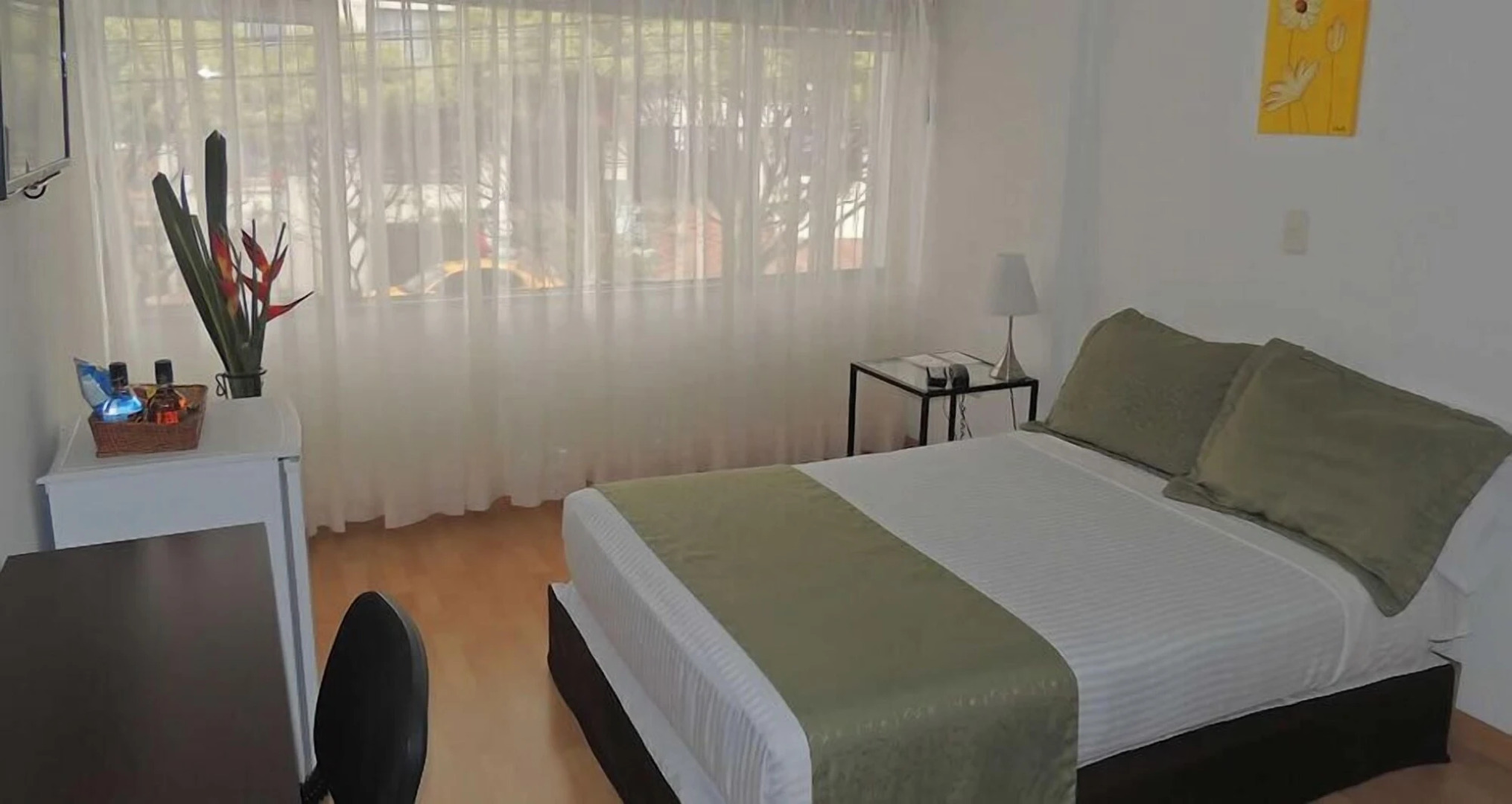 Hotel Portal del Milán