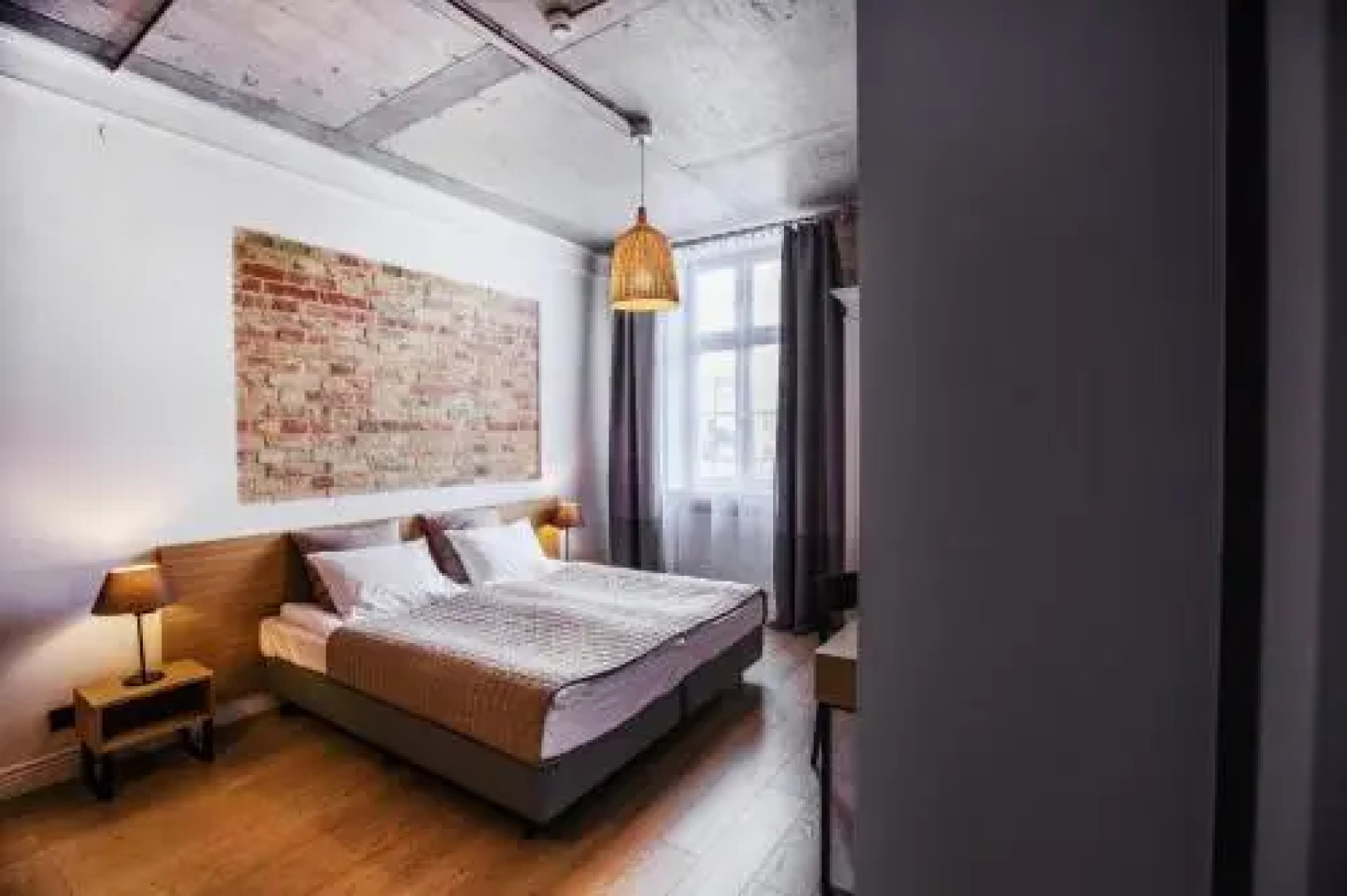 Qbatura Cafe & Hotel