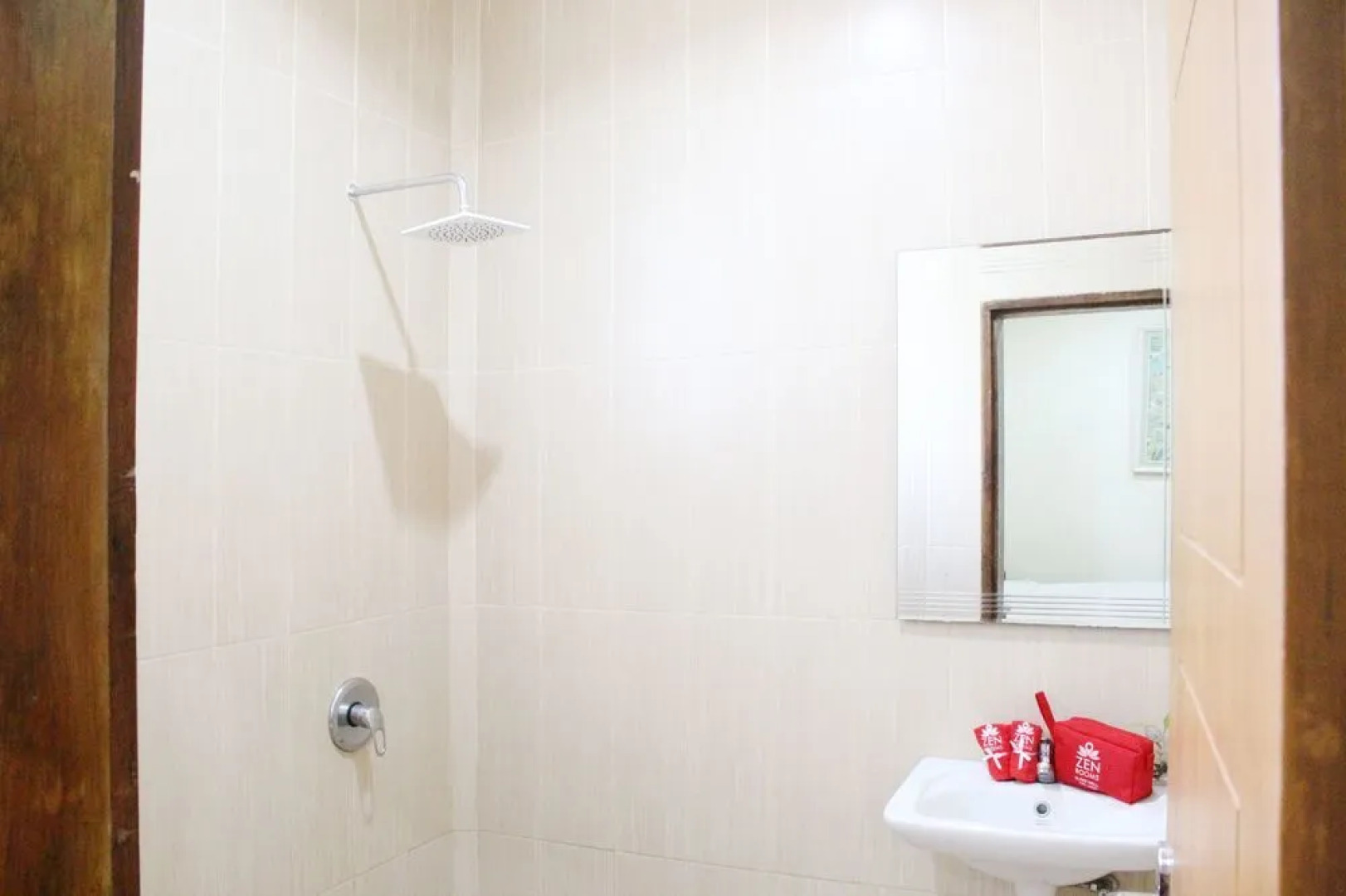 ZEN Rooms K. H. Moh Toha Ciawi