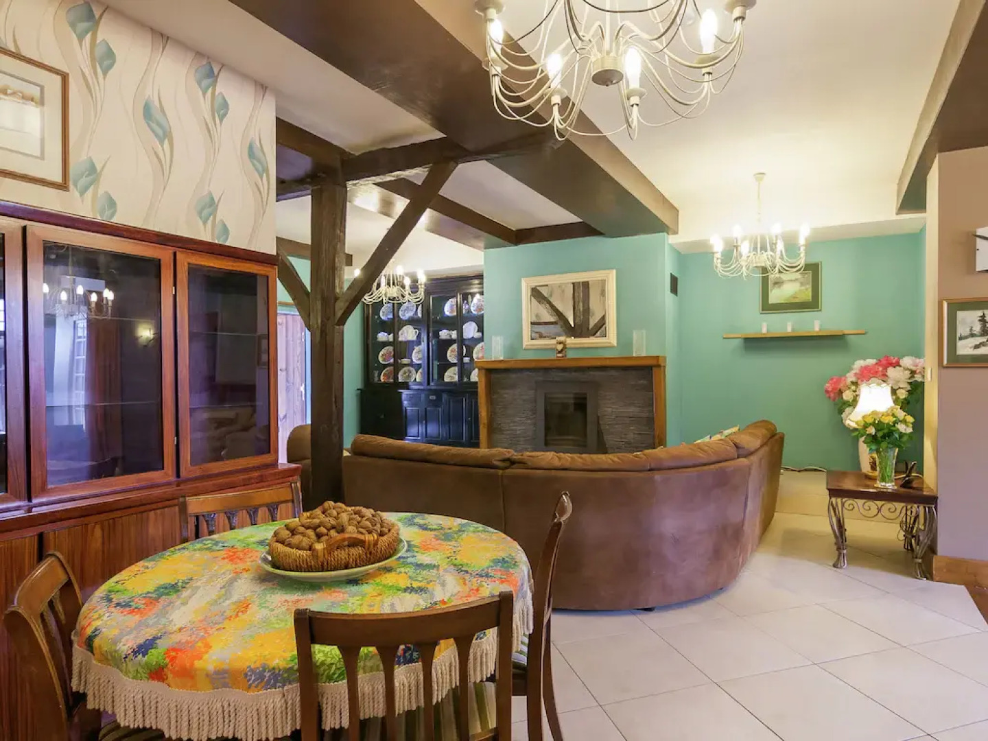 Elegant Holiday Home in Coubjours with Private Garden