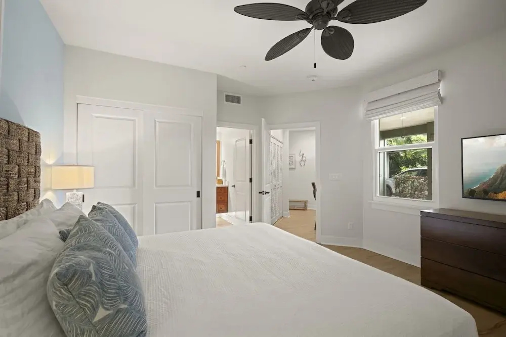 Pili Mai 5d 3 Bedroom Condo by RedAwning