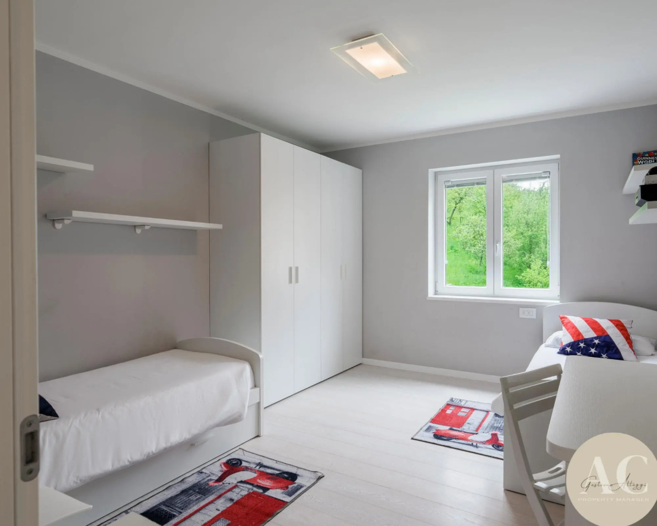 Snowhite in Incudine