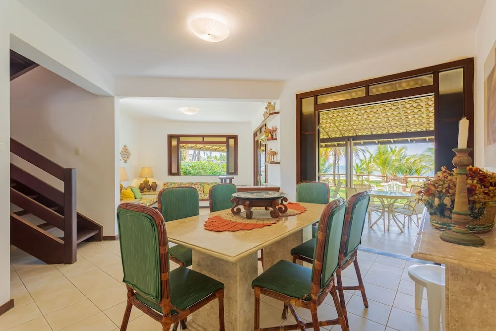 GB18 Maravilhosa Casa Pé na Areia