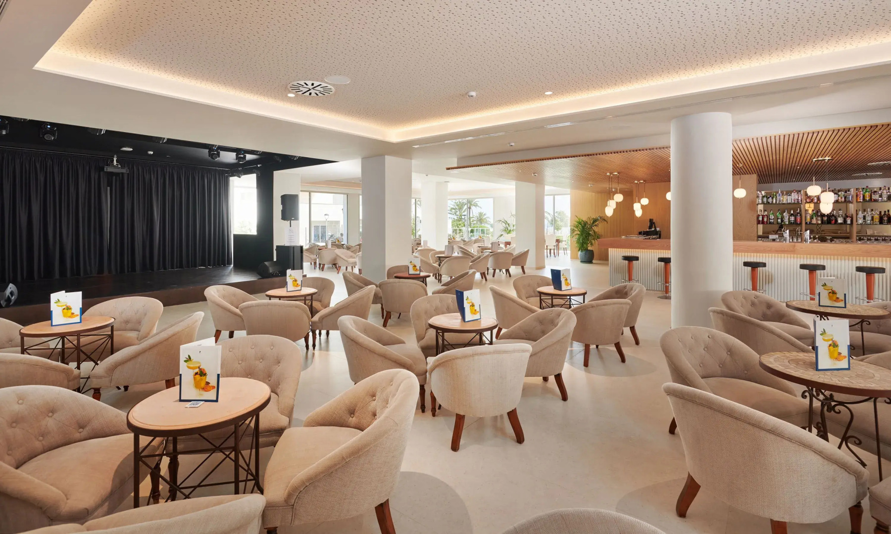 Hipotels Bahía Grande Aparthotel