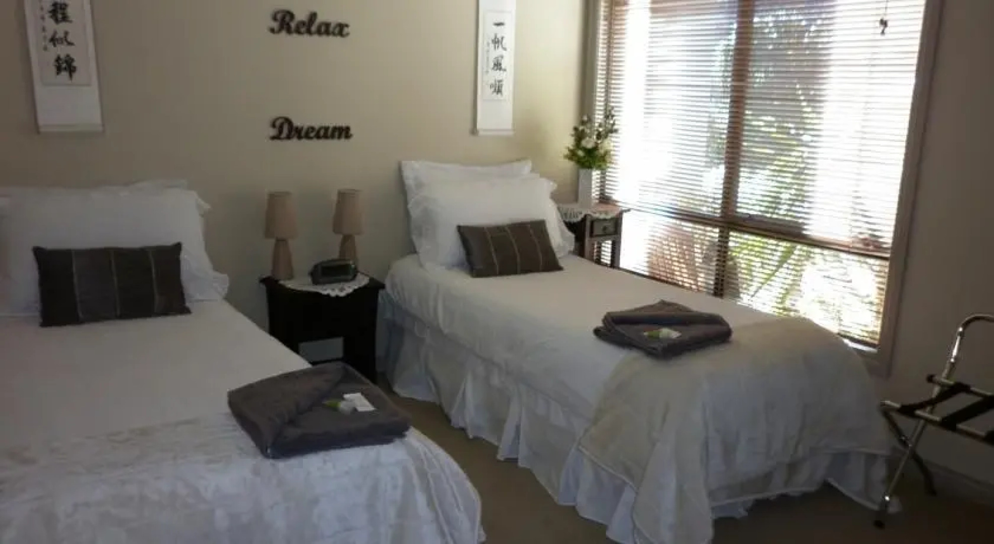 Mangrove Manor Bed & Breakfast