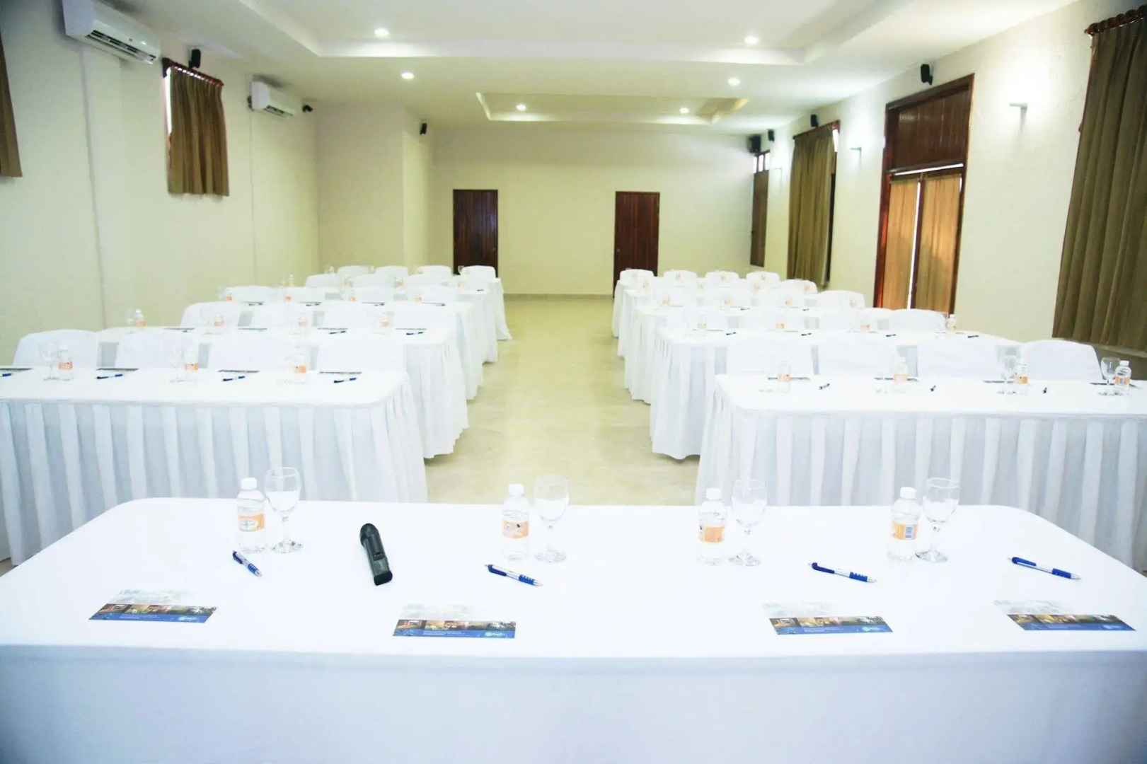 Hotel Marina Resort & Beach Club