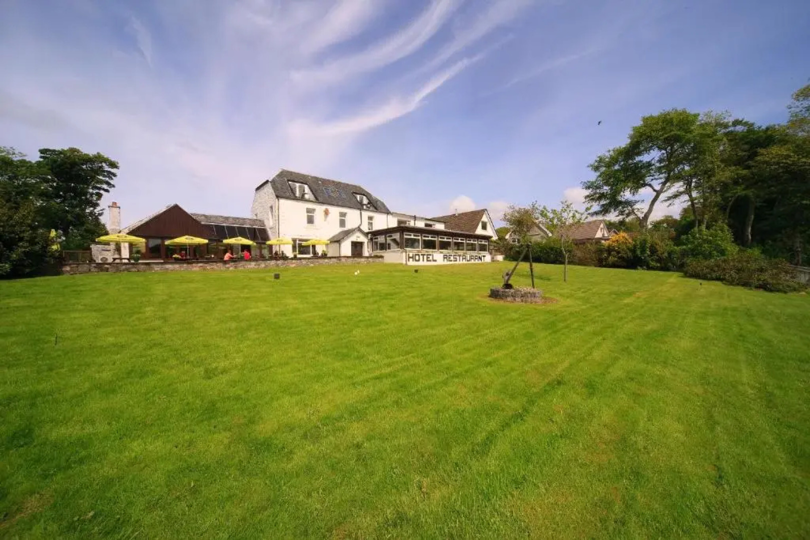 The Lochnell Arms Hotel