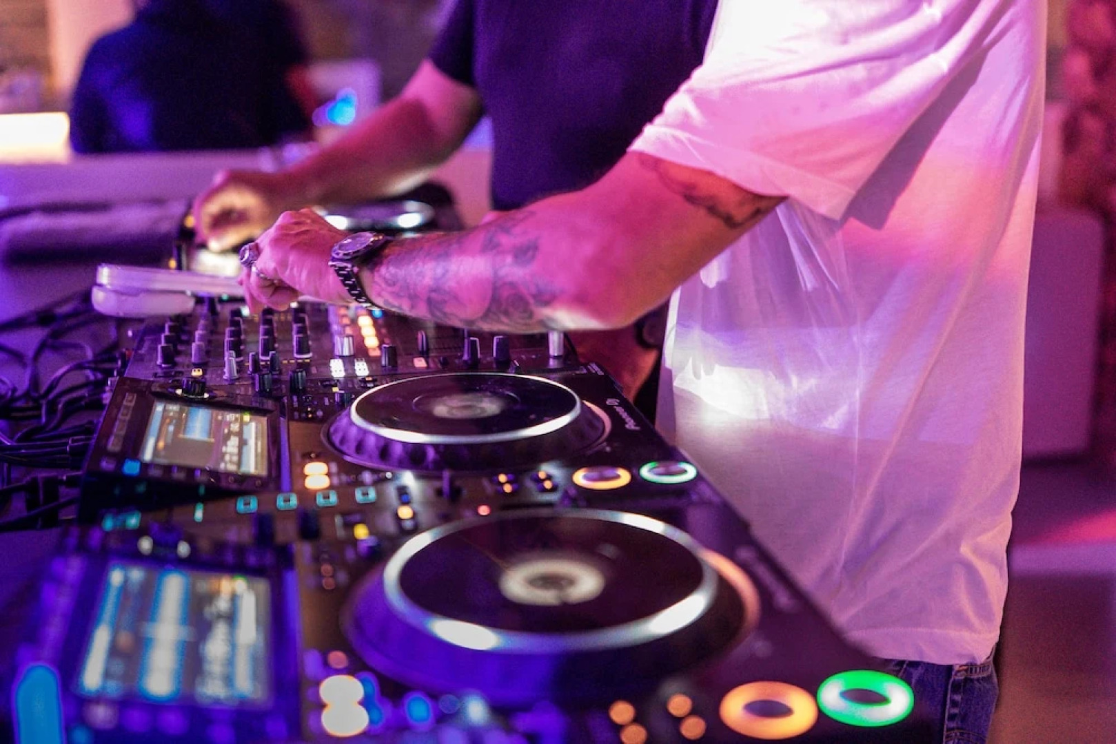 Aegon Mykonos, Autograph Collection