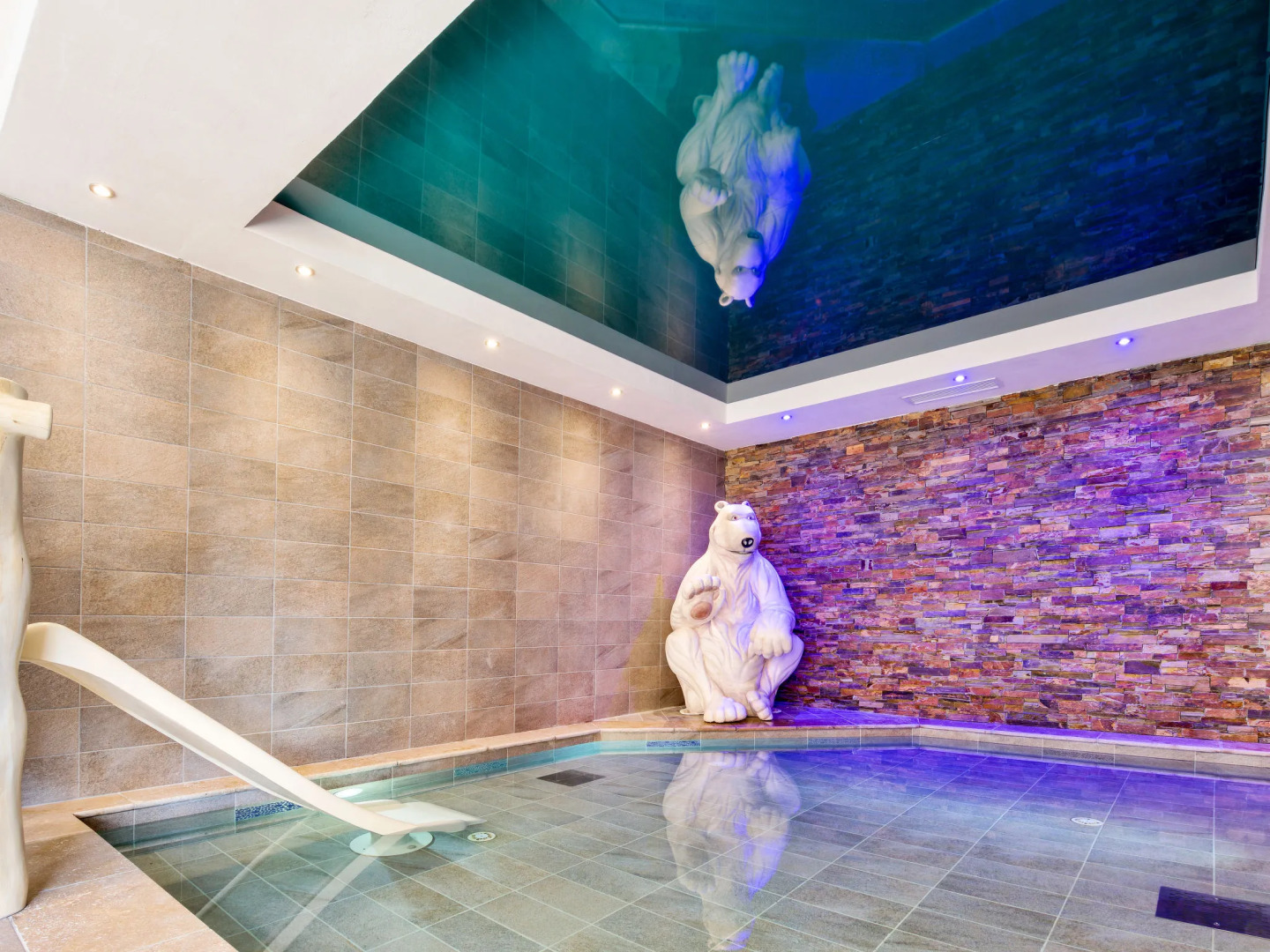 CGH Rés & Spa Chalets de Léana (CAZ110)