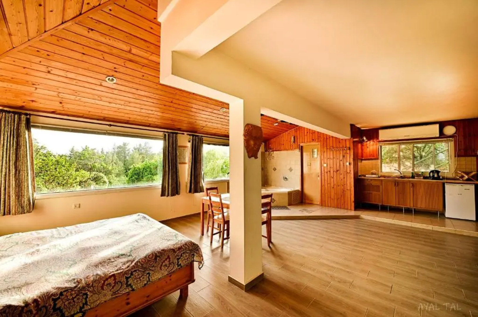 Bloom's Studio הסטודיו של בלום