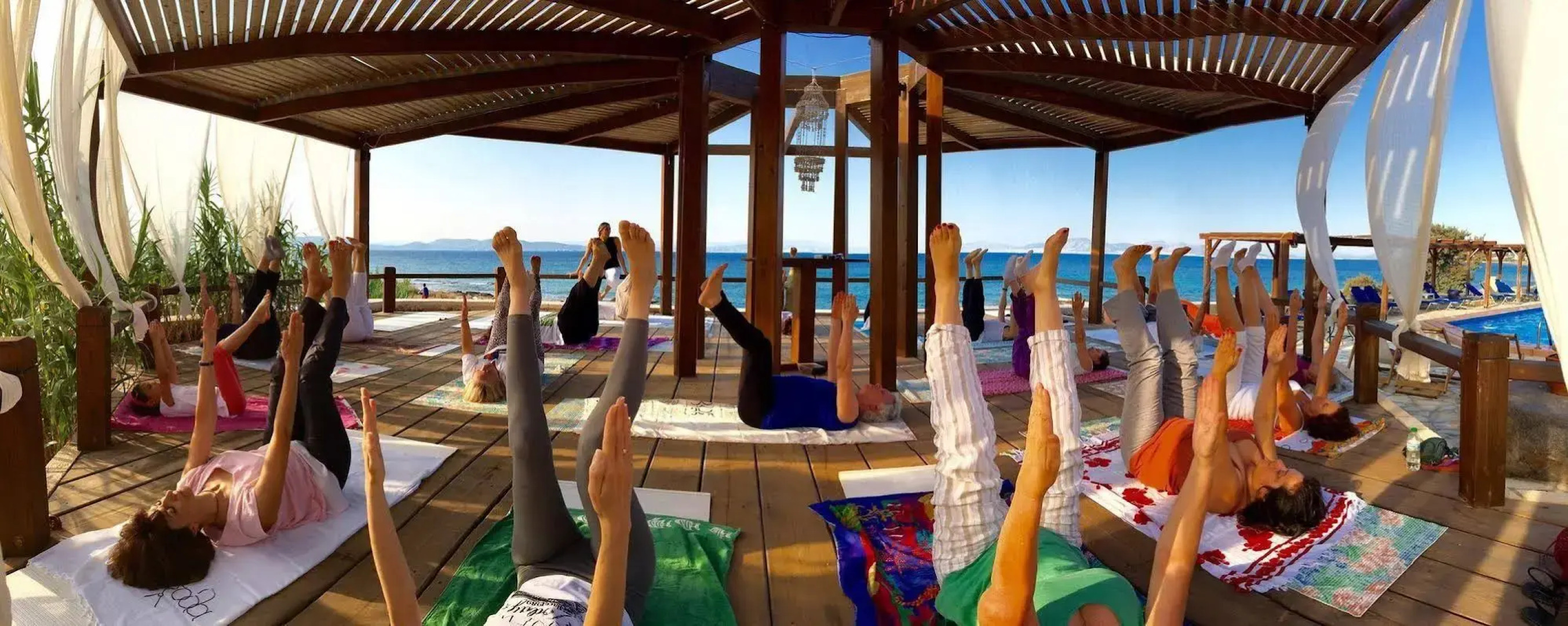 Irides Luxury Studios & Apartments