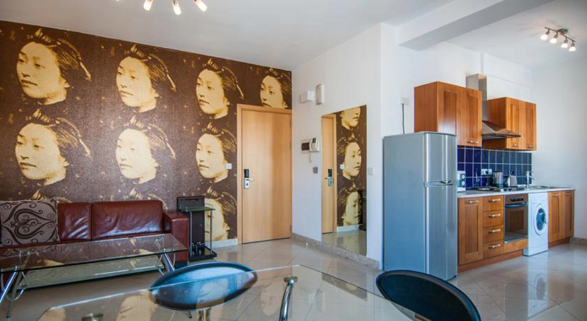 Pebbles Boutique Aparthotel