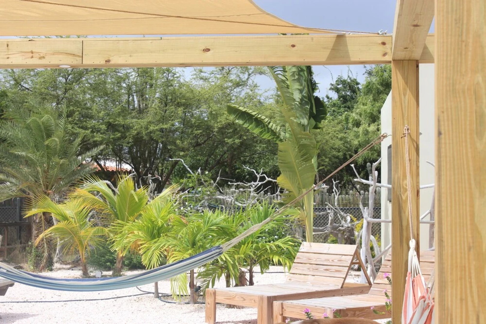 Guesthouse Balot's Place