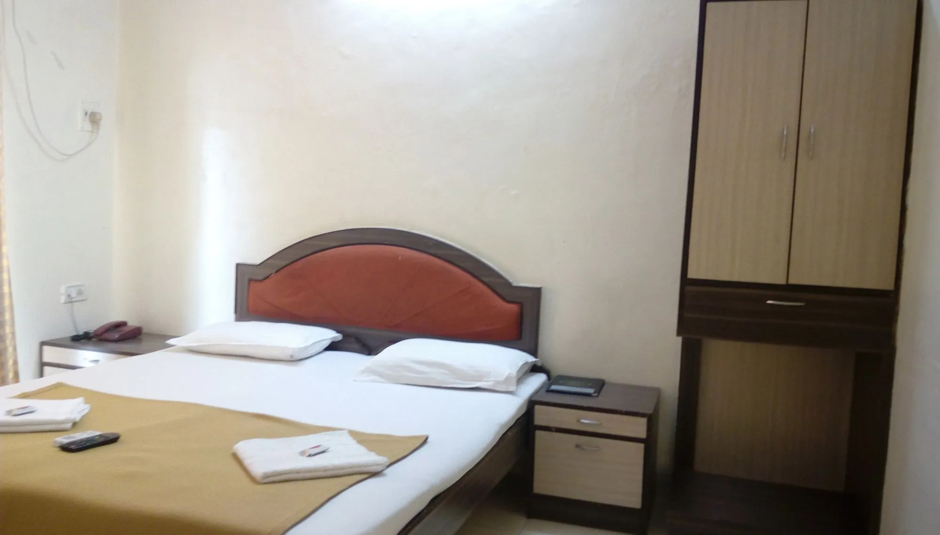 Hotel Shelter Palace