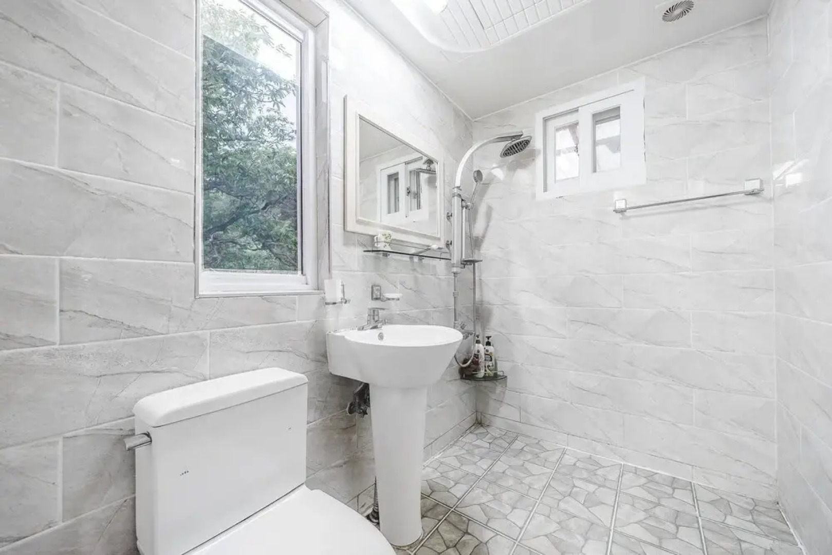 Donghae Mangsang Papa Pension