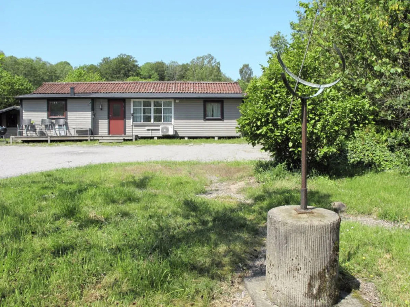 Hoka Stugan (BLE106)