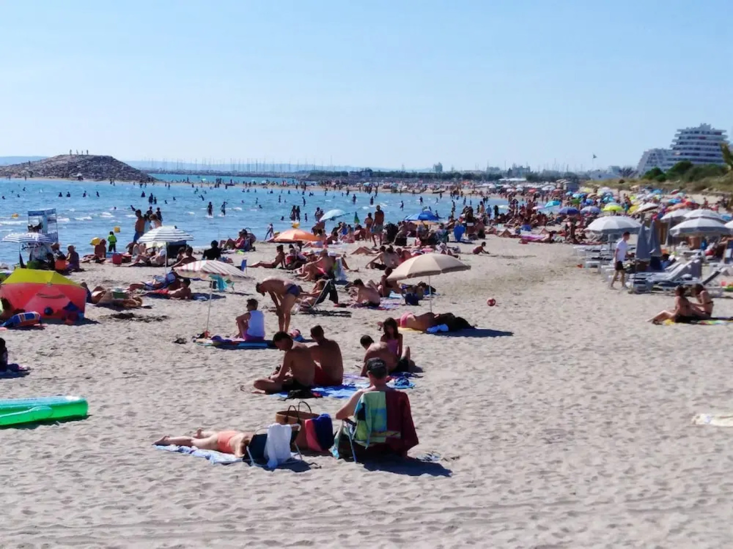 Apartment With one Bedroom in La Grande-motte, With Wonderful sea View and Enclosed Garden - 50 m From the Beach