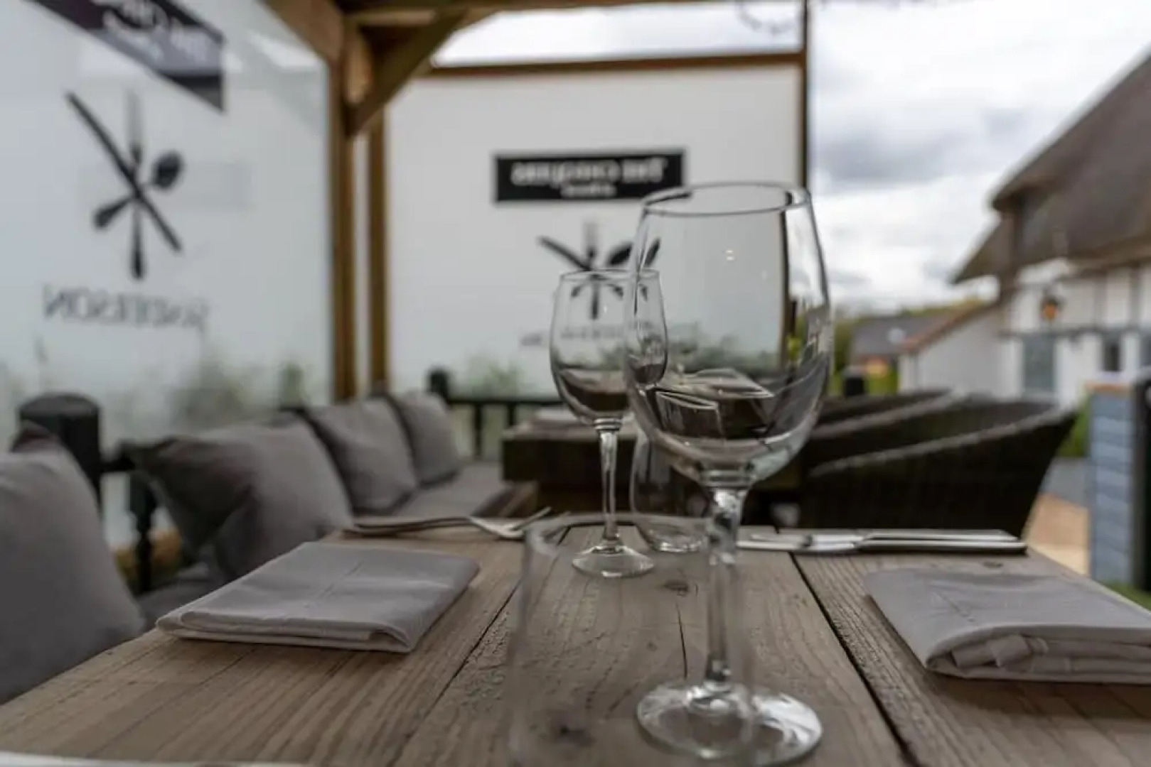 The chequers at Burcot