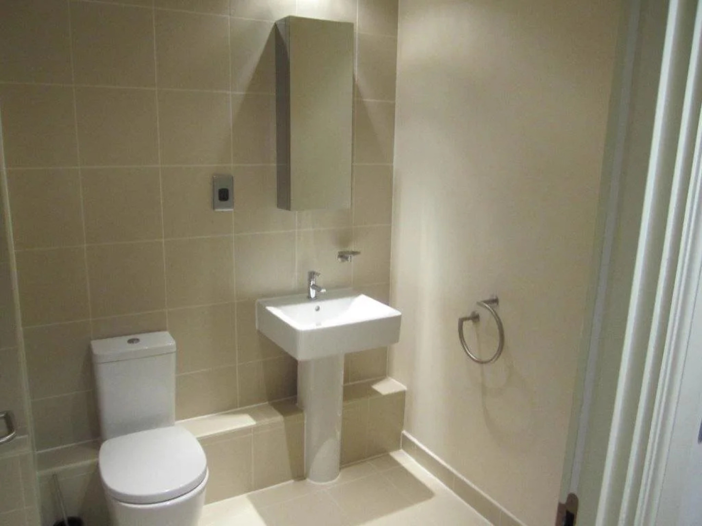 Max Estates Parallel House Serviced Apartments Slough