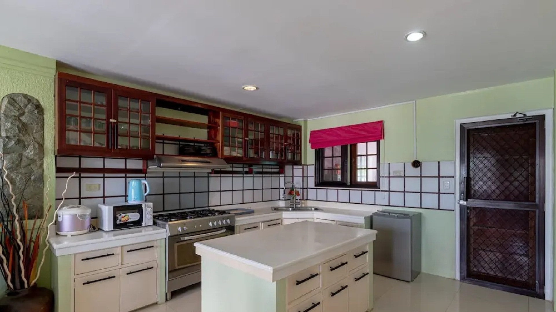 Zen Rooms Le Marc Beach Resort La Union