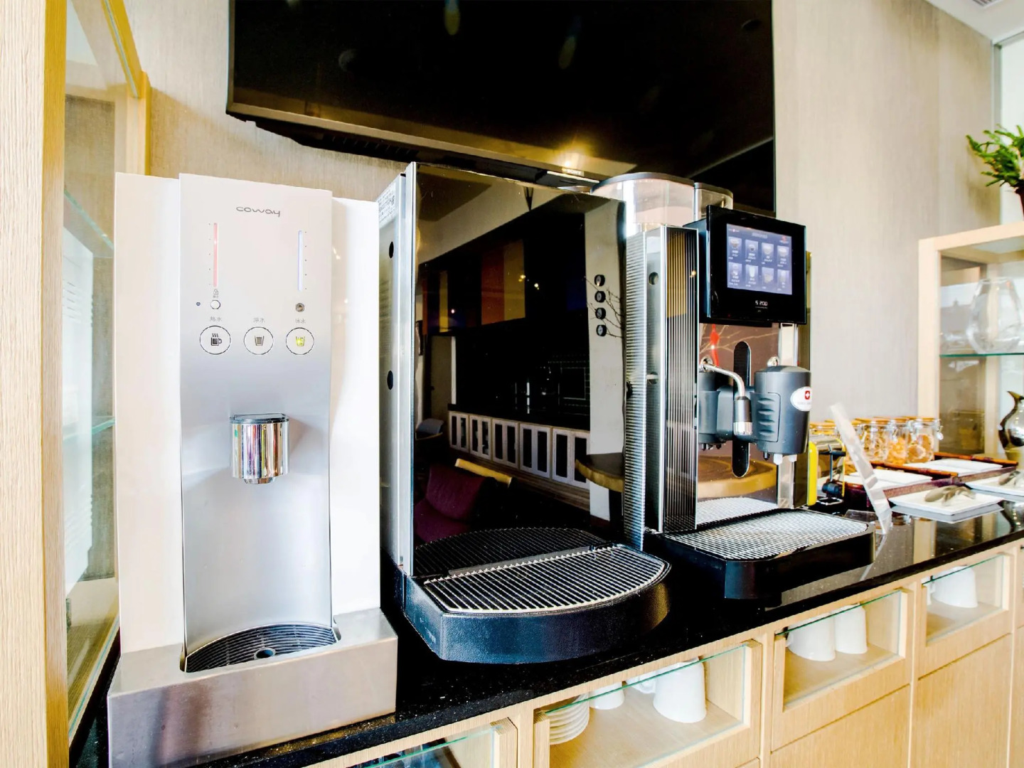 Lacle Hotel - Luzhou Taipei