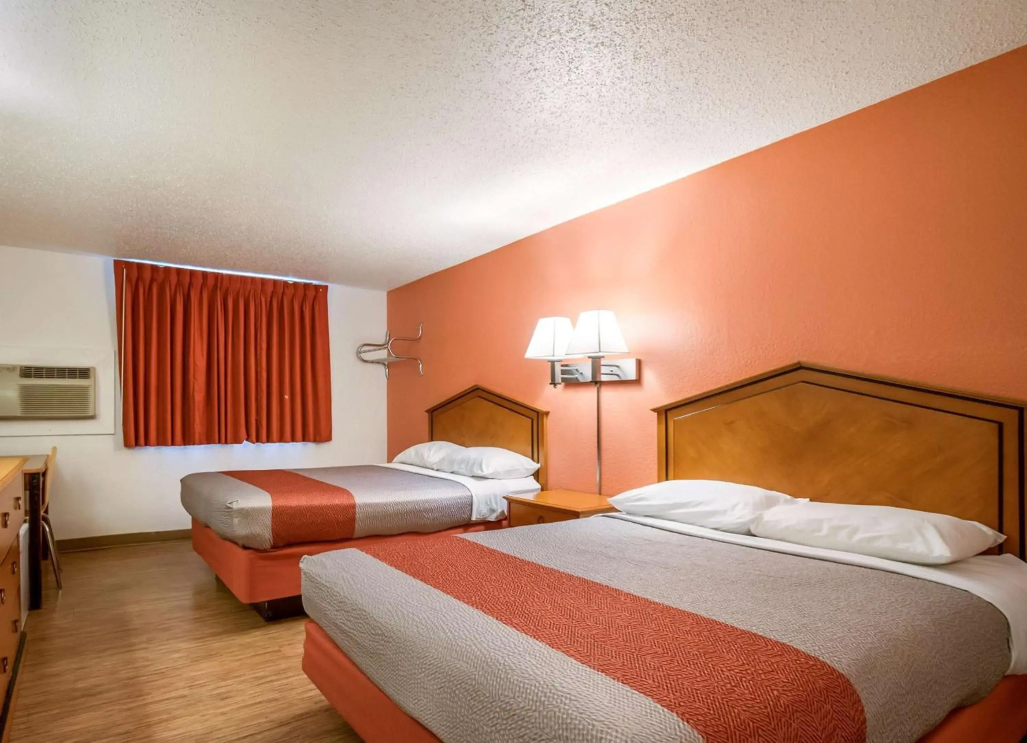 Motel 6 Albert Lea, MN