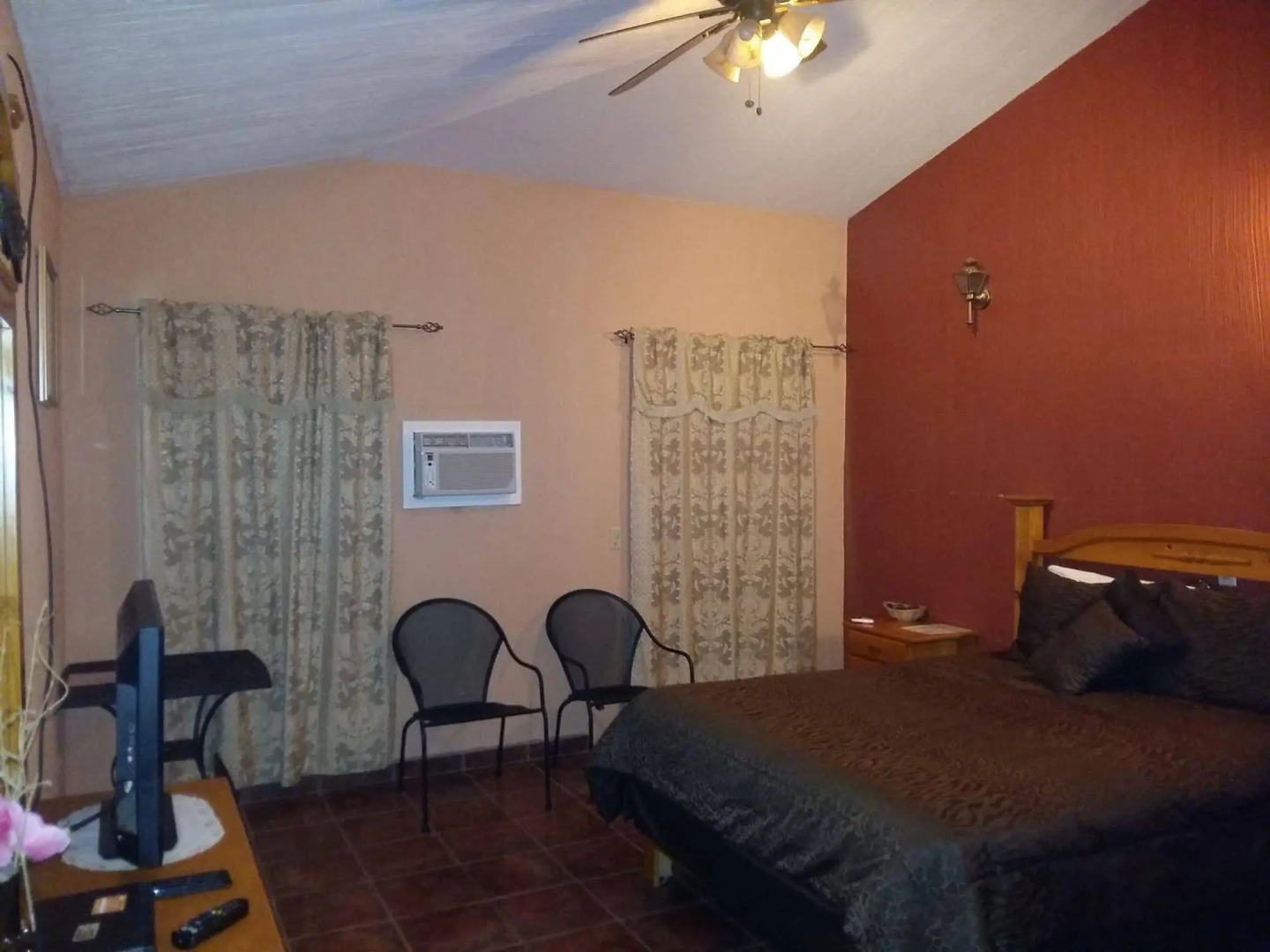 Hotel Meson del Vino