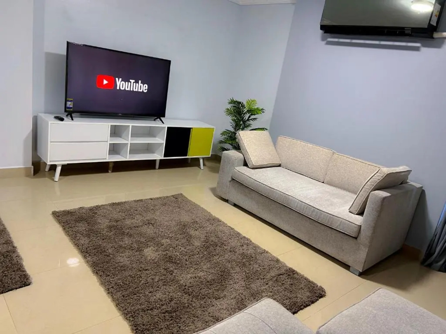 Spacious 3Bed Apt Beach Front View Of Alexandria