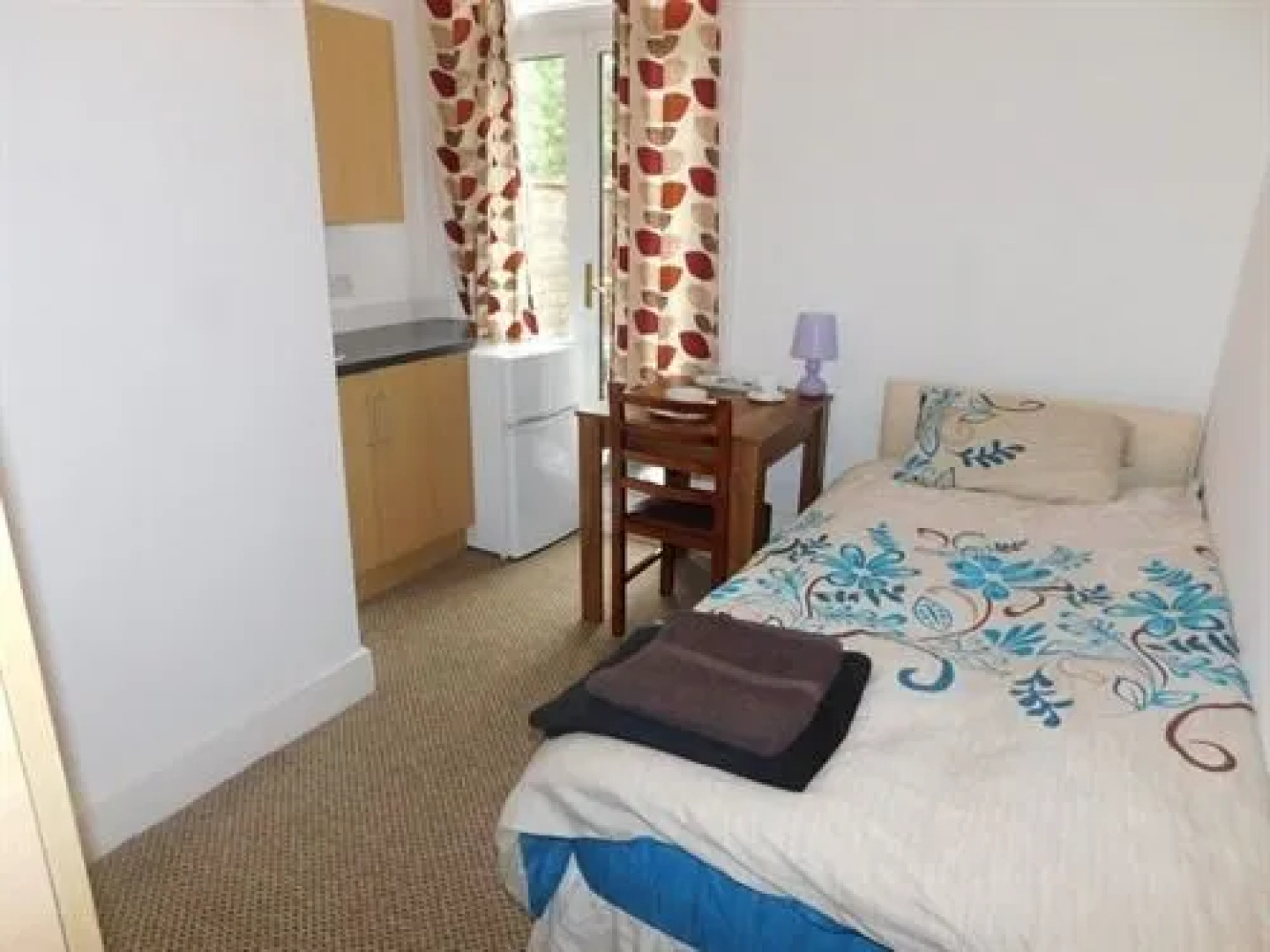 Spencer Inn Apartments